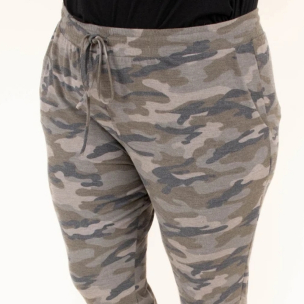 Camo Printed Lounge Pants